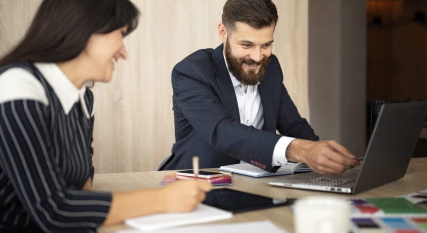 Managing Consultants with Software in Law Firms